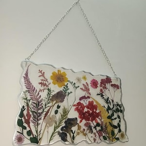 Resin Floral Wall Frame